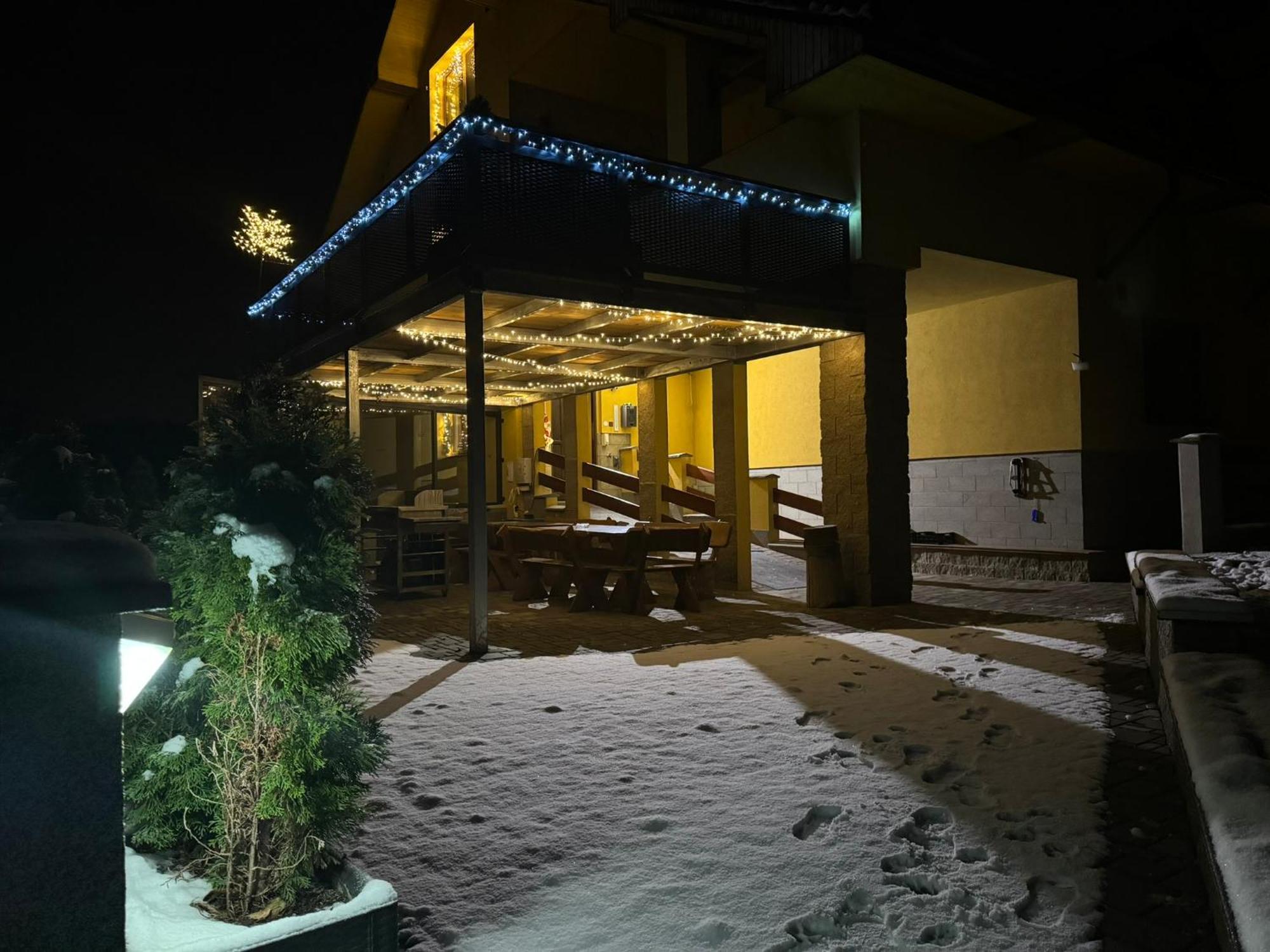 Appartement Maxovo Kralovstvi à Rovensko pod Troskami Extérieur photo